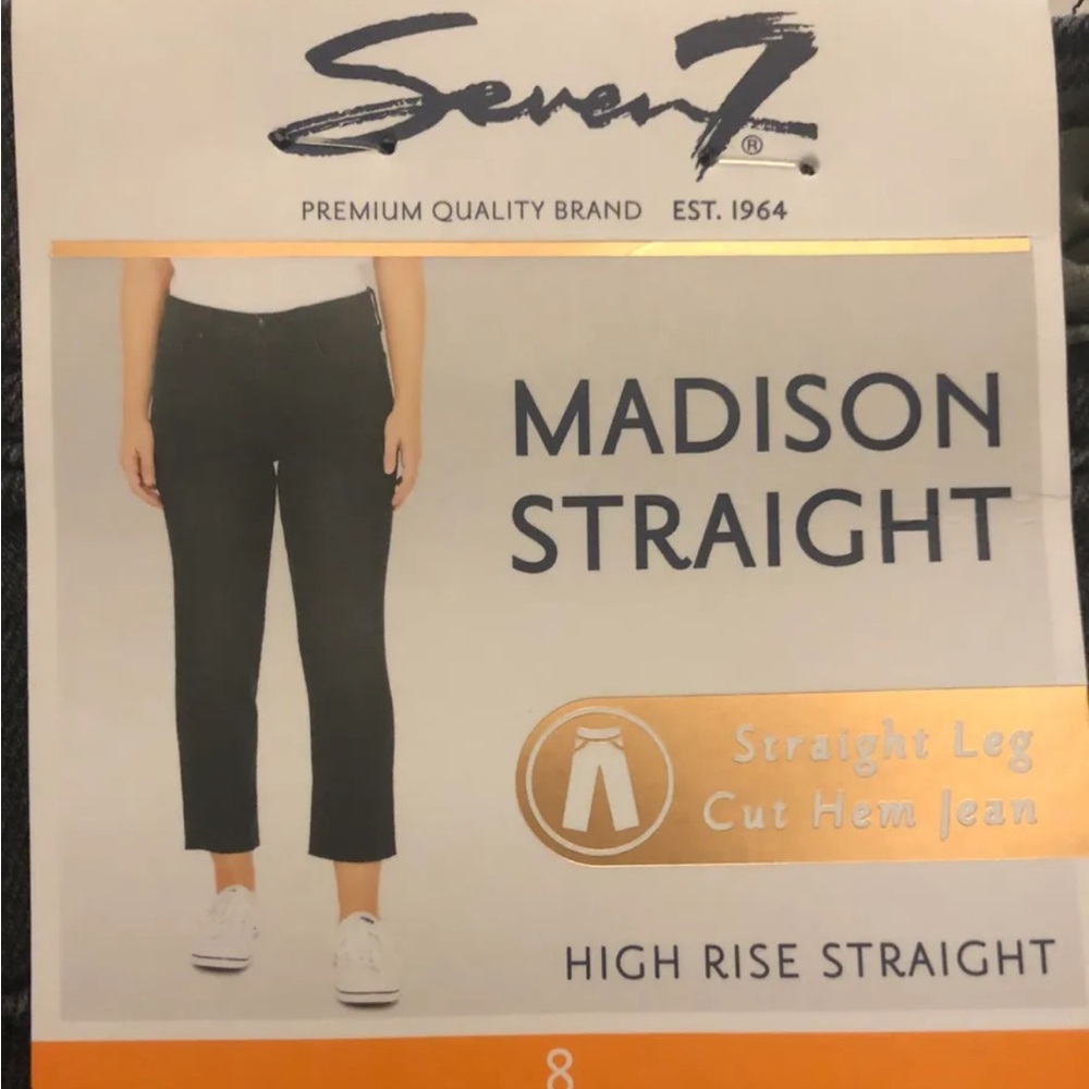 Seven7 Madison Straight Cut Hem Jean
High Rise Straight in Cobra Size 8